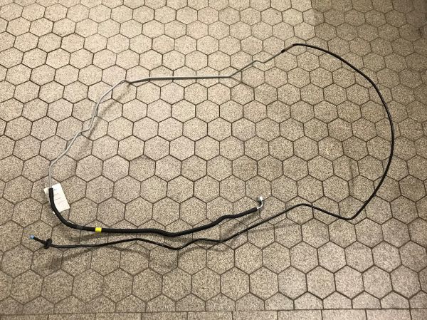 Fuel Line / Kraftstoffleitung