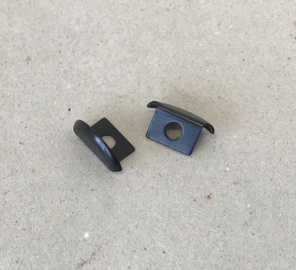 Bracket at Sill / Klammer an Schweller