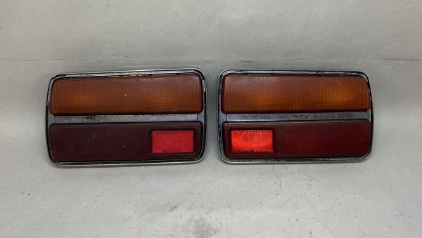 Lamborghini Urraco - Set of Rear Lights / Satz Rückleuchten