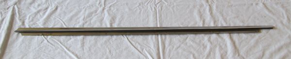 Ferrari 330 GT 2+2 - Chrome at Door without Gasket - left / Schachtleiste Chrom ohne Gummi - links