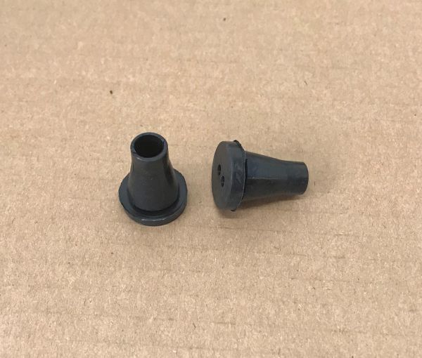 Cable Guide for Frontlight / Kabeldurchführung für Scheinwerfer