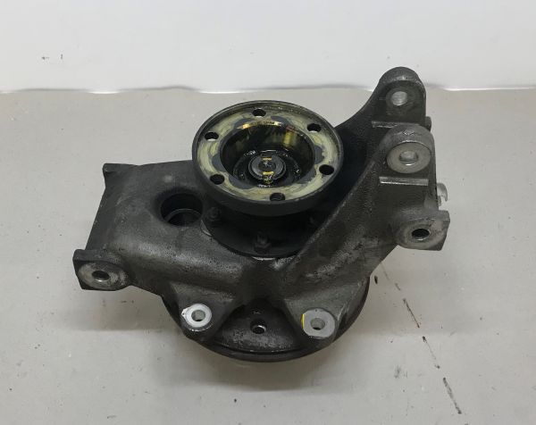 Rear right Wheel Hub with Bearing / Radträger hinten rechts mit Radlager