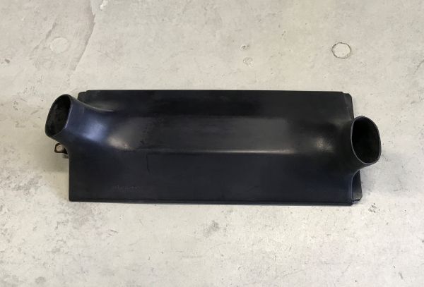 Air Guide for ATF Radiator / Luftleitung für ATF Kühler