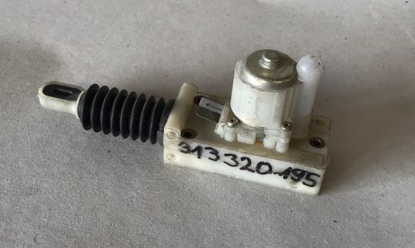 Fuel Door Actuator / ZV Motor Tankklappe