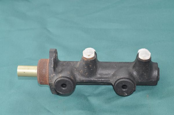 ATE - Brake Master Cylinder / Hauptbremszylinder