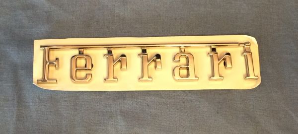 FERRARI Script / Schriftzug