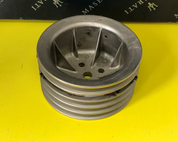 Pulley / Riemenscheibe