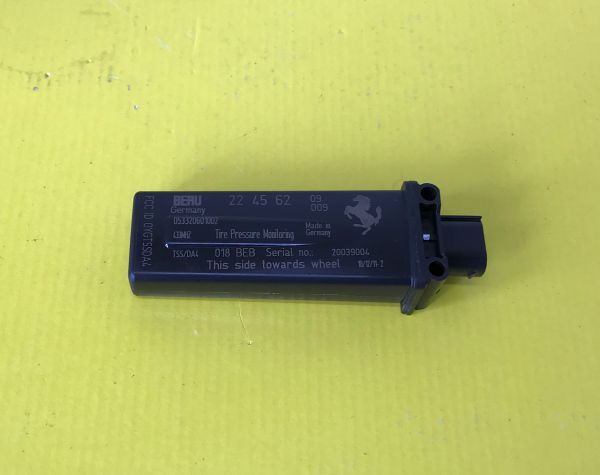Antenna for Tyre Pressure Sensor / Antenne für Reifendruck-Sensoren
