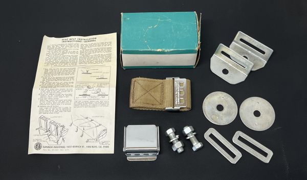 Superior Industries 12-9606 - Seat Belt Kit / Gurtsatz
