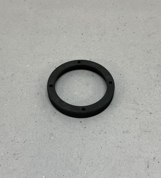 Locking Ring at Rear Hub / Gewindestück an Radaufhängung