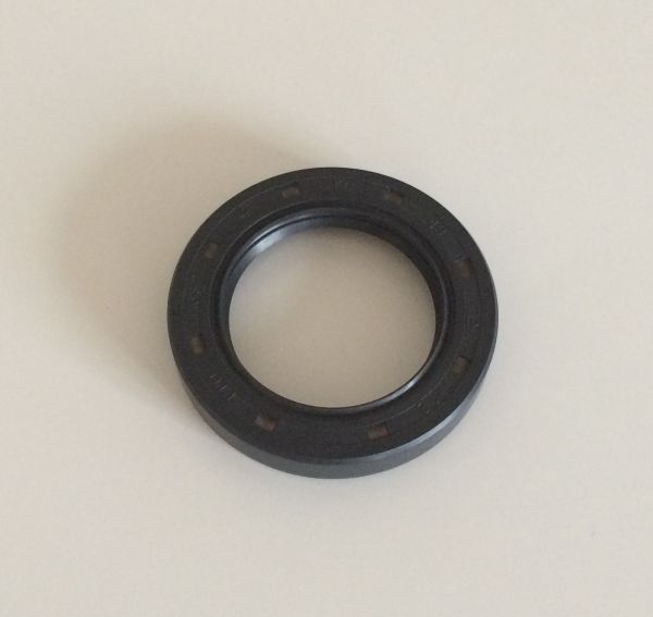 Sealing Ring at Wheel Bearing / Dichtring am Radlager