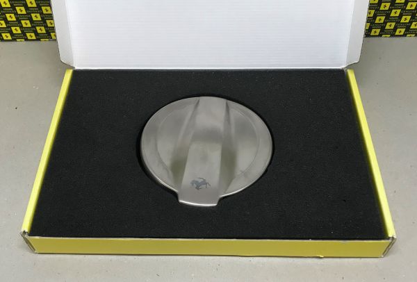 Ferrari F12 - TITANIUM - Fuel Filler Flap / Tankdeckel