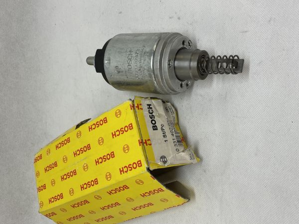 BOSCH - Starter Solenoid Switch / Anlasser Magnetschalter