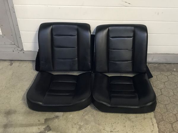Pair of rear Seats / Paar Rücksitze