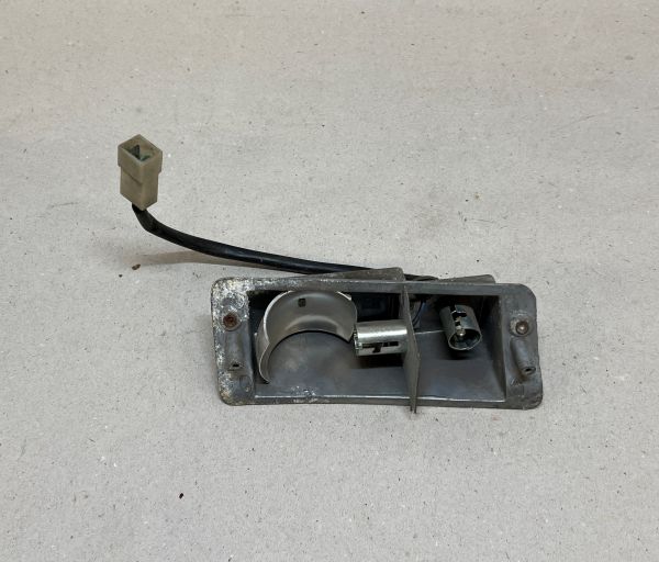 Alfa Romeo Berlina 2000 - Front Indicator Base / Blinkersockel vorne