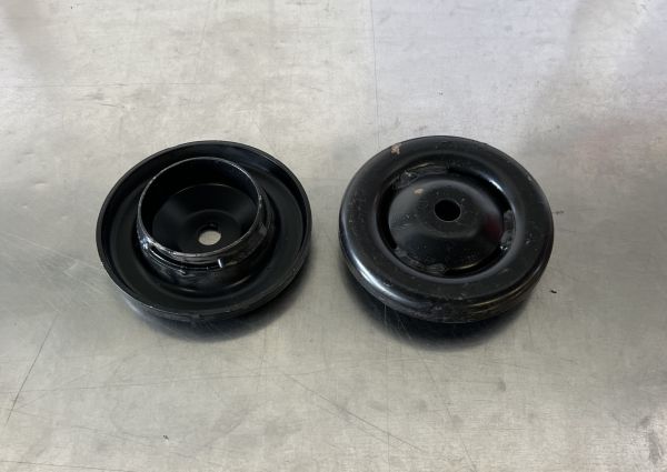 Lamborghini - Spring Retainer / Federn Halter