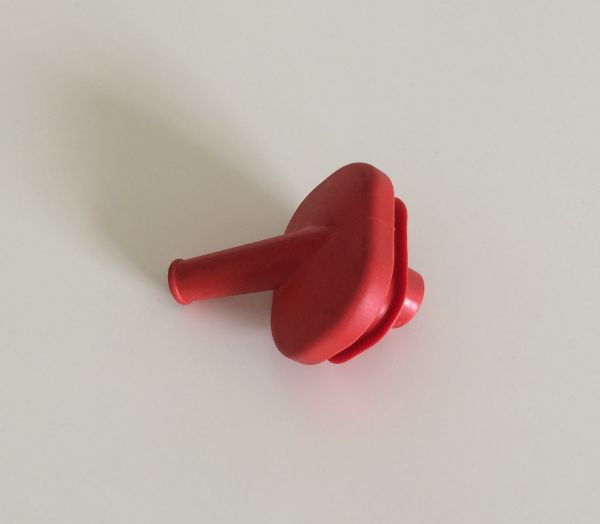 Spark Plug Cap / Kappe an Zündkerze