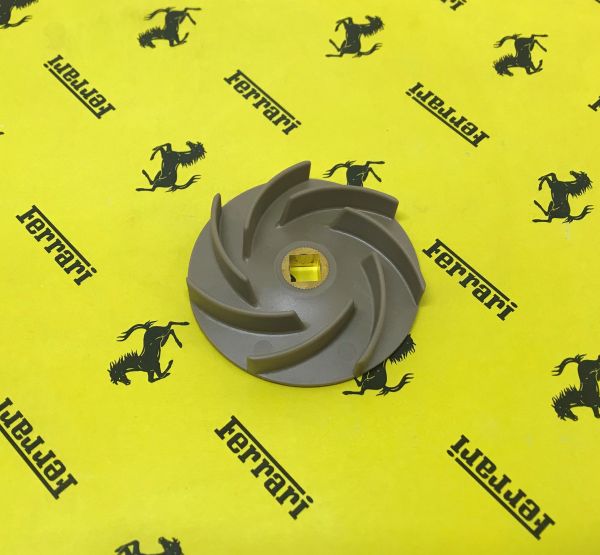Water Pump Impeller / Wasserpumpenrad