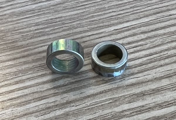 Ferrari - Spacer / Distanzstück