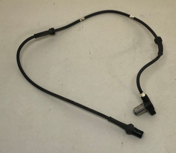 Rear Wheel ABS Sensor / ABS Sensor hinten
