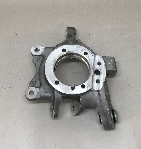Rear Hub Holder - right / Achsschenkel hinten rechts
