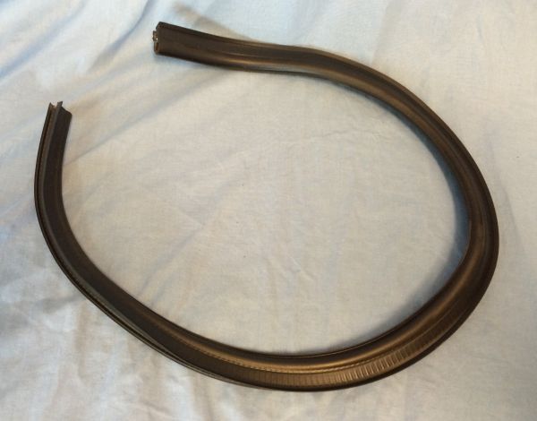 Gasket for Wheelhouse Front / Dichtung für Radkasten - vorn
