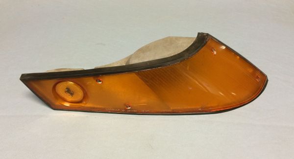 Front right indicator - with Logo / Blinker vorn rechts - mit Logo