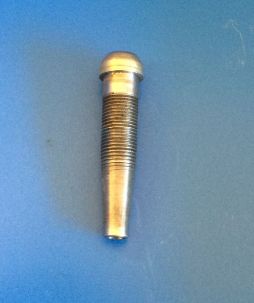 Connection for Oil Hose for Rear Suspension / Anschluss für Ölleitung für Nieveauanlage hinten