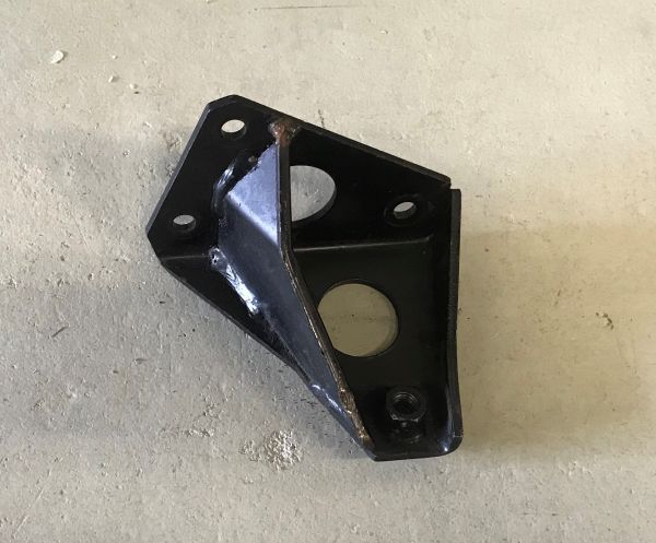 Engine Mount - right / Motorlager - rechts