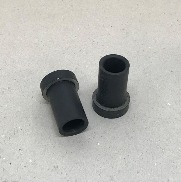 Rubber Bush at Rear Stabilization Bar / Gummibuchse an hinterem Stabilisator