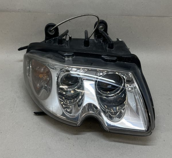 Maserati Quattroporte V - Headlight RH Xenon / Xenon Scheinwerfer rechts