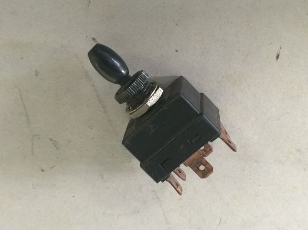 Universal Switch / Schalter