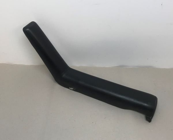 Rear Seat Divider / Trennung zwischen den Rücksitzen