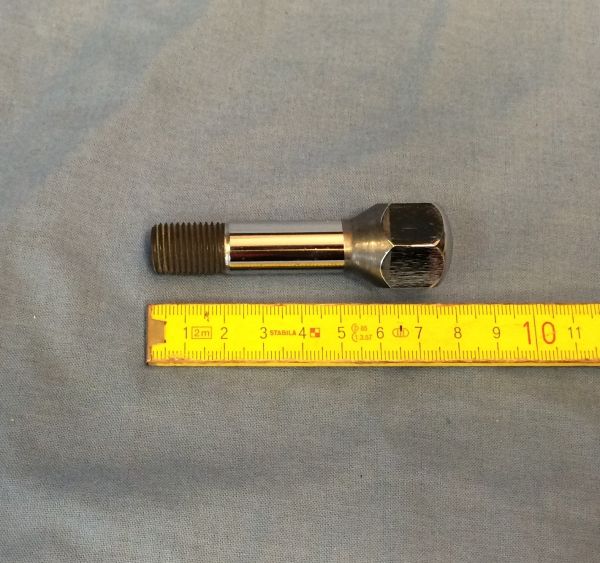 Wheel Stud / Radbolzen