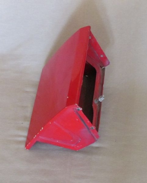 Headlight Compartment - Right / Gehäuse für Klappscheinwerfer - rechts