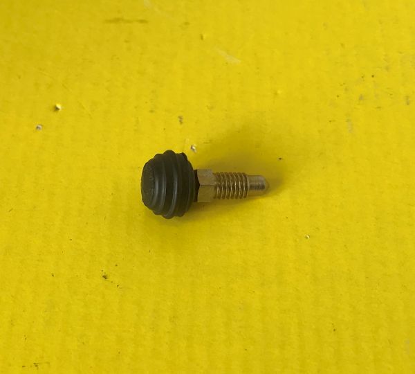 Axle Shaft Breather Valve / Entlüftungsventil an Differential Ausgang