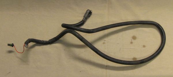 Cable to Battery (+) / Kabel zur Batterie (+)