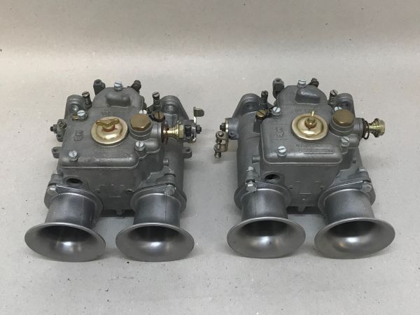WEBER 40 DCOE Carburettors / Vergaser