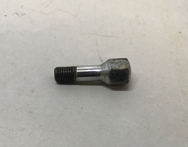 Wheel Stud / Radbolzen