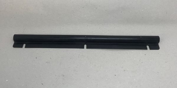 Cablecover in Engine Compartment / Kabelabdeckung im Motorraum