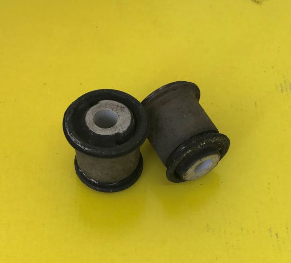 Asymetric Silentblock / Sielntblock asymmetrisch