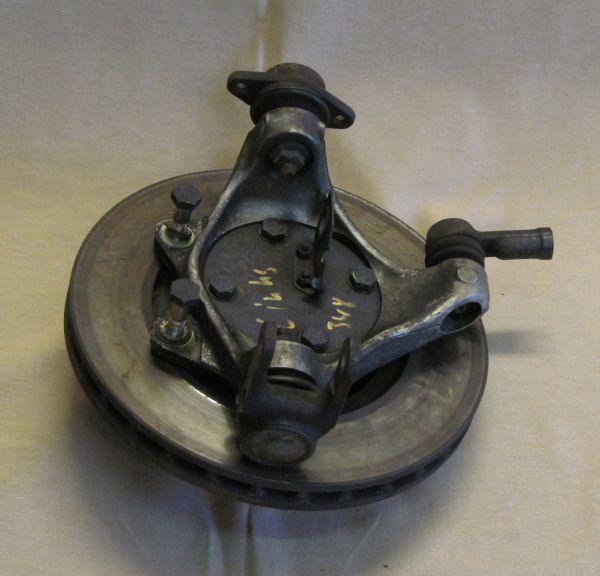 Front Hub Carrier - left / Achsschenkel vorn - links