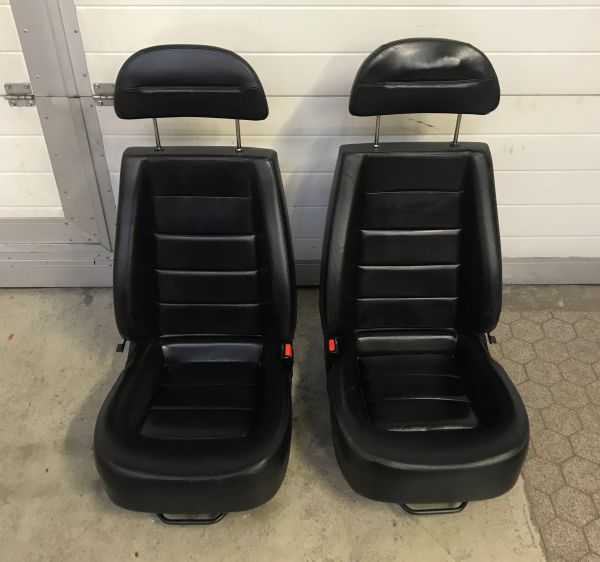 Pair of front Seats / Paar Vordersitze