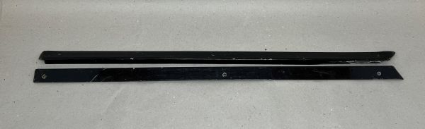 Maserati - Trim (Pair) / Leisten (Paar)