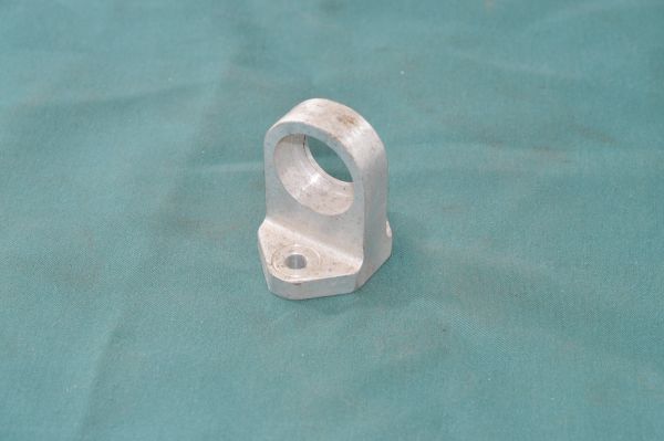 Bracket / Halter