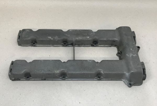 DINO Cyl 4 > 6 Magnesia - Valve Cover LH / Ventildeckel links