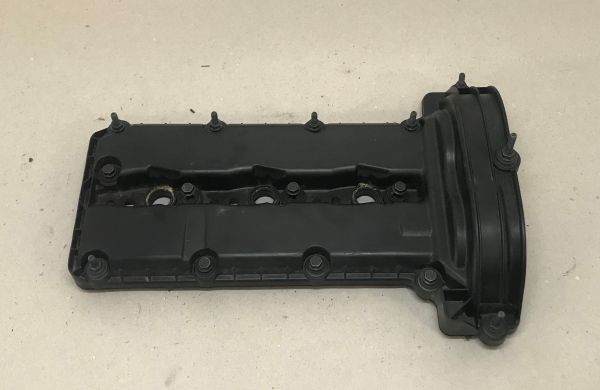 Cylinder Head Cover - right / Zylinderkopfdeckel - rechts