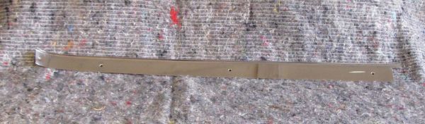 Chrome Trim at rear right Vent Window / Chromleiste an hinterem Ausstellfenster - rechts