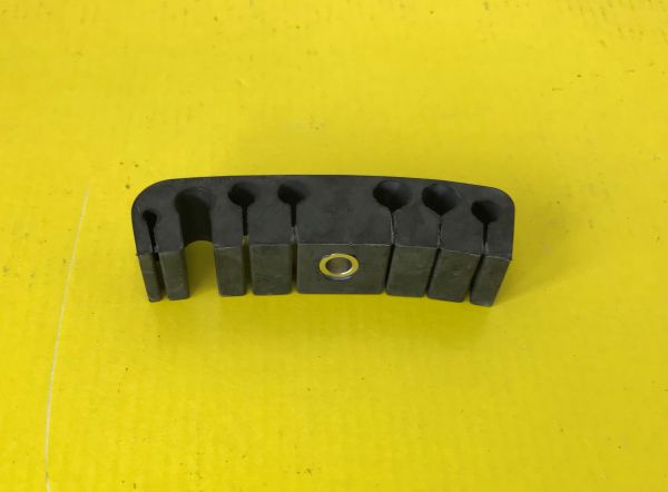 Rubber Block Fuel Line Support / Gummiblock Kraftstoffleitung Halterung