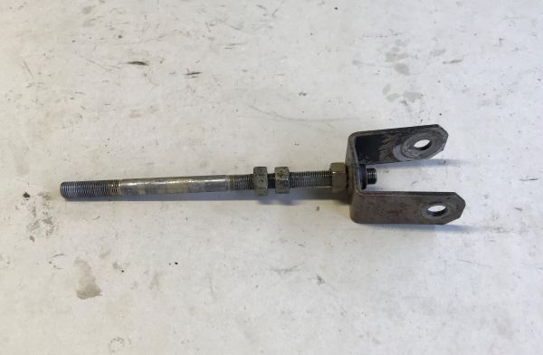 Rear Gearbox Mount / Hintere Getriebehalterung